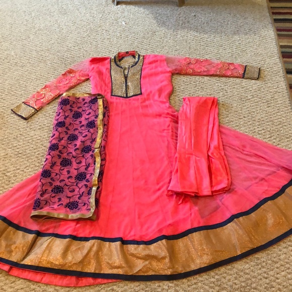 Churidar - Picture 1 of 6